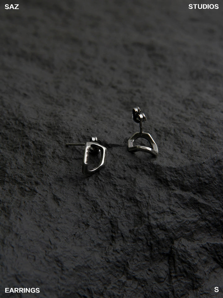 KC No. 603 Polygon Earrings