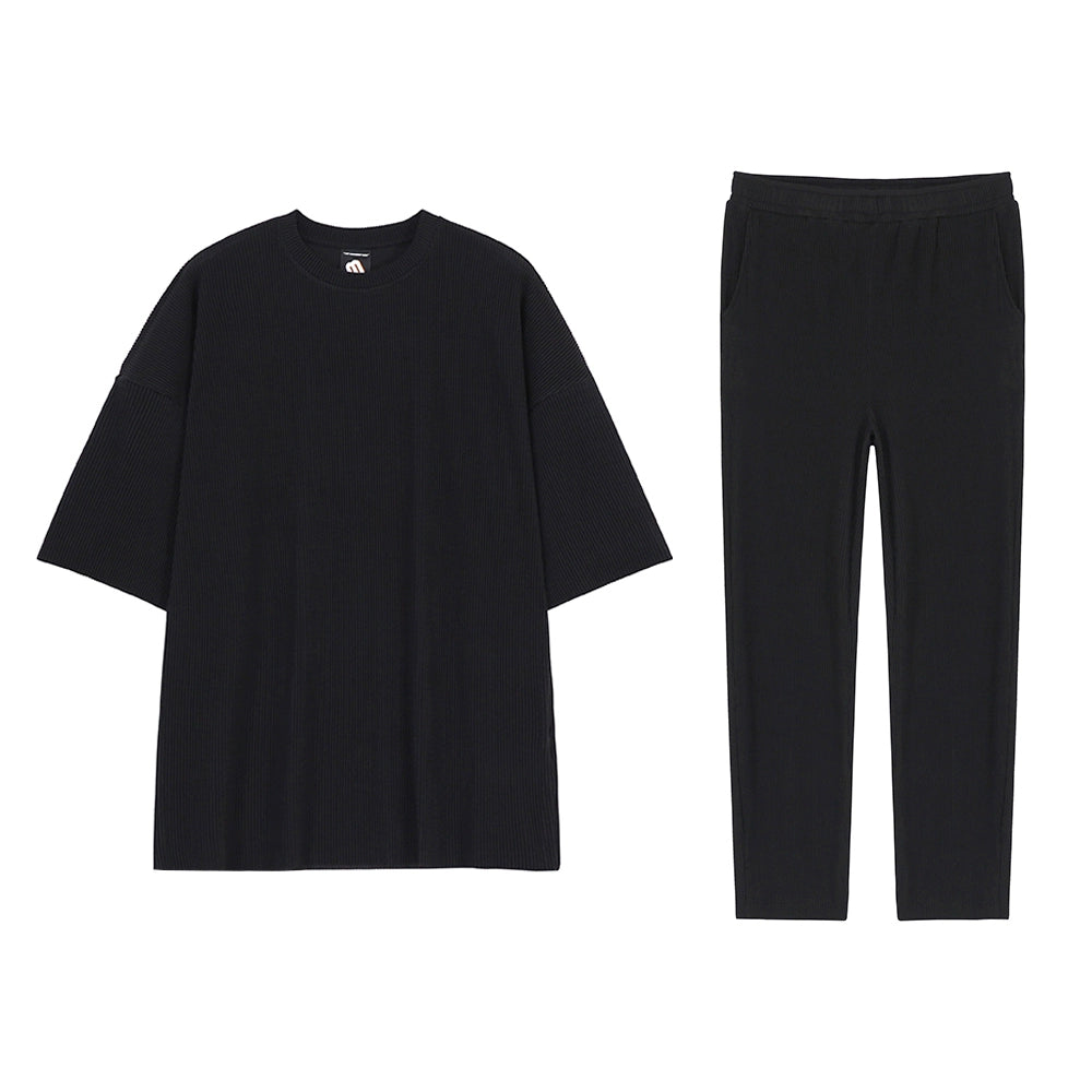 KC No. 224 BLACK SHORT-SLEEVED T-SHIRT AND TROUSERS |MB|MT